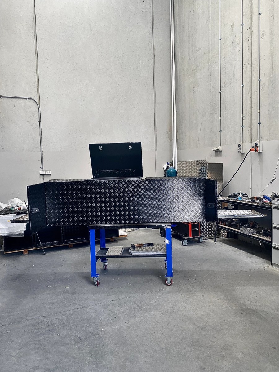 TB-256 aluminium checker plate caravan toolbox — 2260 × 565 × 608mm