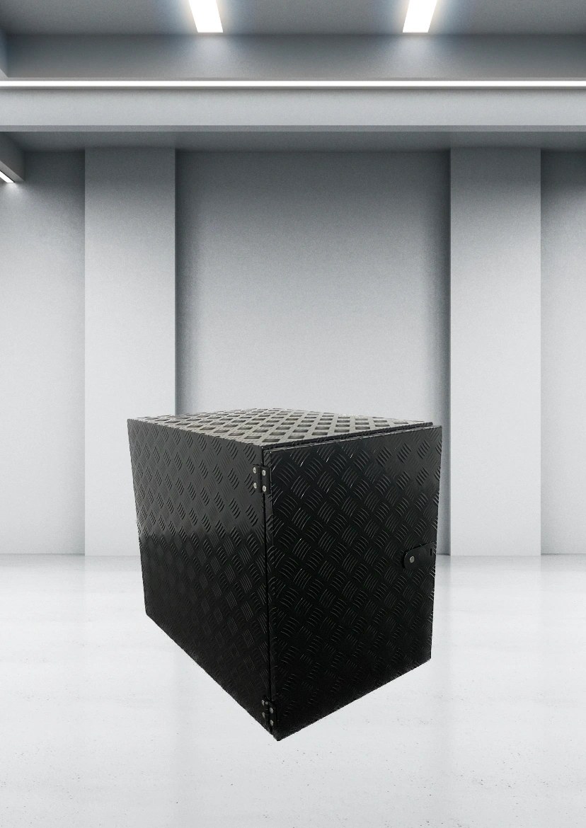 TB-756 aluminium checker plate caravan toolbox — 725 × 515 × 620mm